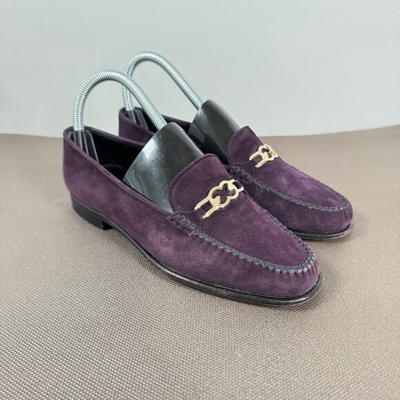 Escada Round Toe Suede Loafers Womens 35.5 US 5.5 Purple W/ Gold Tone Emblem - Picture 2 of 9